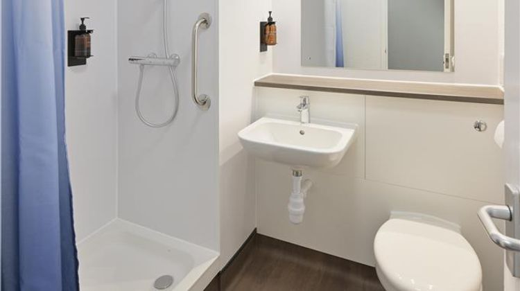 Hotel Campanile Milton Keynes Room