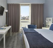 Occidental Faro Room