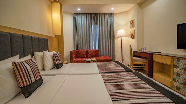 Golden Tulip Udaipur Room
