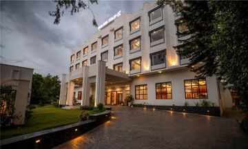 Golden Tulip Udaipur