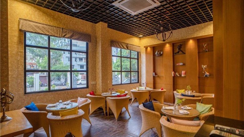 <b>Golden Tulip Udaipur Restaurant</b>. Images powered by <a href="https://iceportal.shijigroup.com/" title="IcePortal" target="_blank">IcePortal</a>.