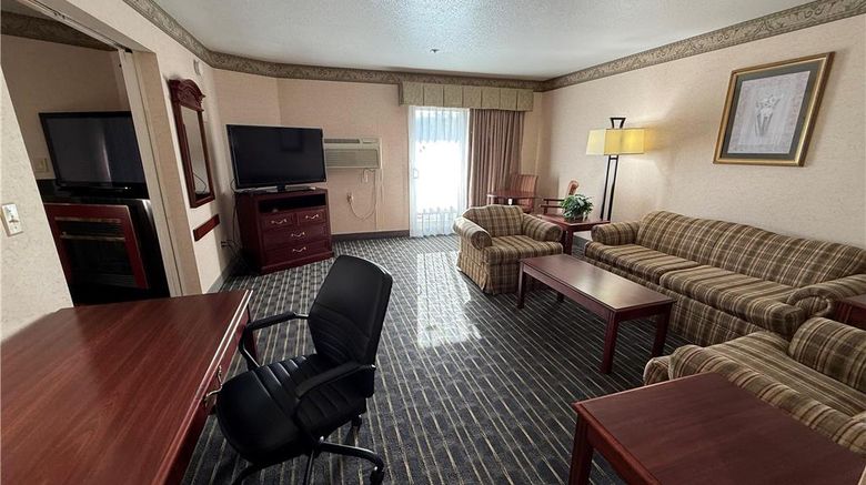 <b>SureStay Sunnyvale Silicon Valley Suite</b>. Images powered by <a href="https://iceportal.shijigroup.com/" title="IcePortal" target="_blank">IcePortal</a>.