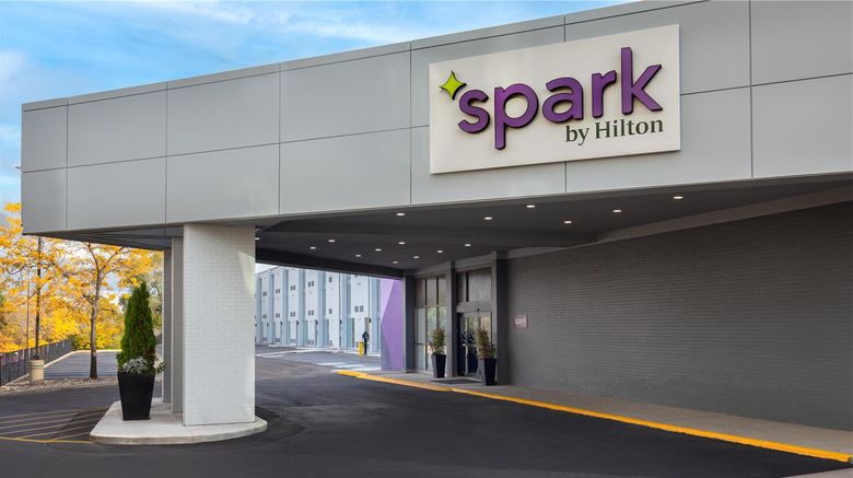Spark by Hilton Toronto Airport Exterior. Images powered by <a href="https://iceportal.shijigroup.com" target="_blank" rel="noopener">Ice Portal</a>.