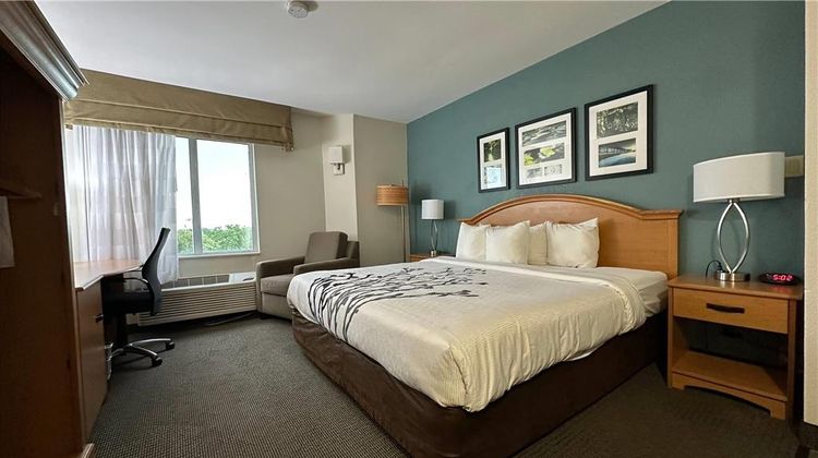 Baymont by Wyndham Slidell Room
