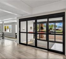 Red Lion Inn & Suites Urbana Lobby