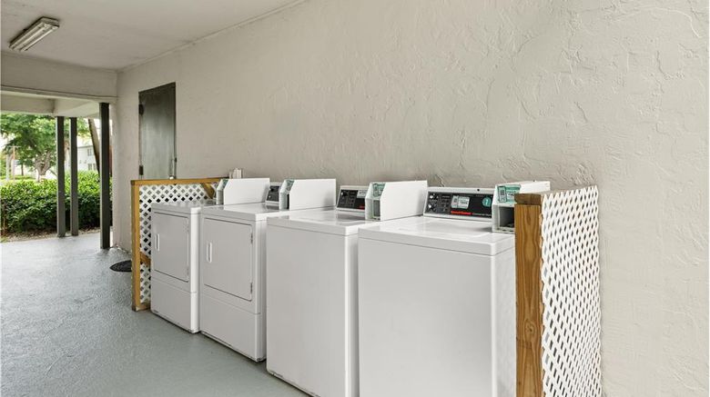<b>Signature Inn Miami Other</b>. Images powered by <a href="https://iceportal.shijigroup.com/" title="IcePortal" target="_blank">IcePortal</a>.