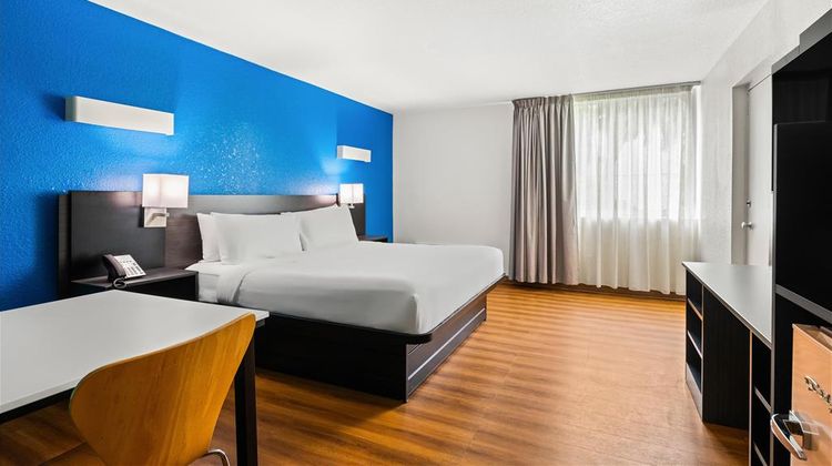 Signature Inn Miami Room