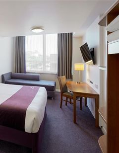 Premier Inn Manchester Bury