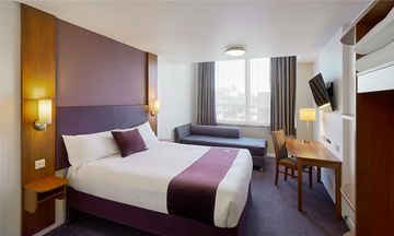 Premier Inn Manchester Bury