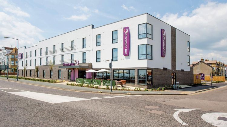 Premier Inn Clacton-on-Sea Seafront Exterior