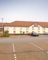 Premier Inn Oldham Central