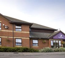 Premier Inn Thurrock East Exterior