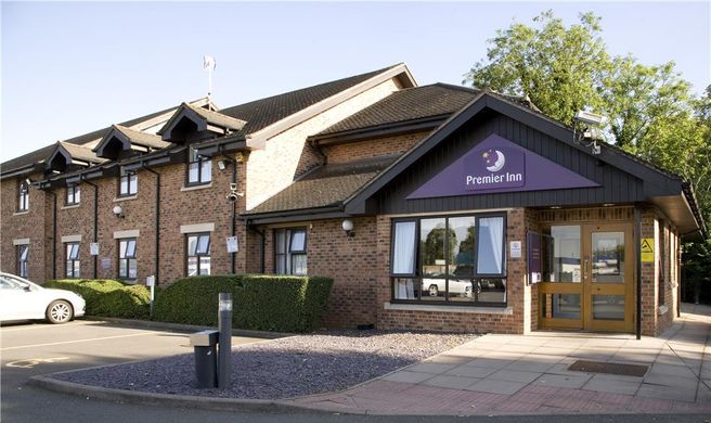 Premier Inn Wellingborough Exterior