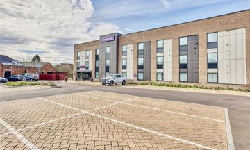 Premier Inn Harlow East (Church Langley)