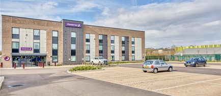 Premier Inn Harlow East (Church Langley) Exterior