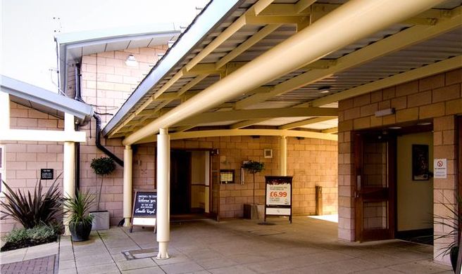 Premier Inn Manchester (Cheadle) Exterior