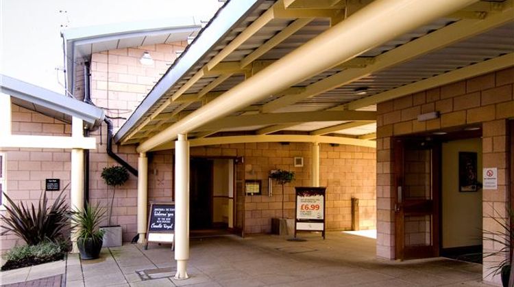 Premier Inn Manchester (Cheadle) Exterior