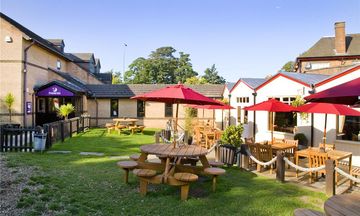 Premier Inn Northampton South (Wootton)