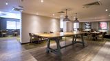 <b>Premier Inn London Edgware Restaurant</b>. Images powered by <a href="https://iceportal.shijigroup.com/" title="IcePortal" target="_blank">IcePortal</a>.