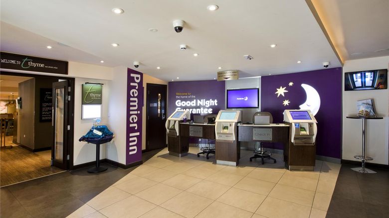 <b>Premier Inn London Edgware Lobby</b>. Images powered by <a href="https://iceportal.shijigroup.com/" title="IcePortal" target="_blank">IcePortal</a>.