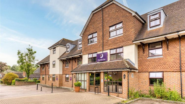 Premier Inn London Gatwick Airport South Exterior