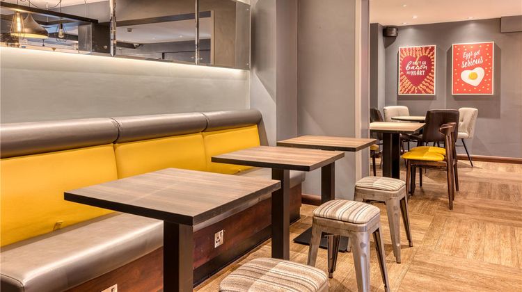 Premier Inn London Gatwick Airport South Restaurant