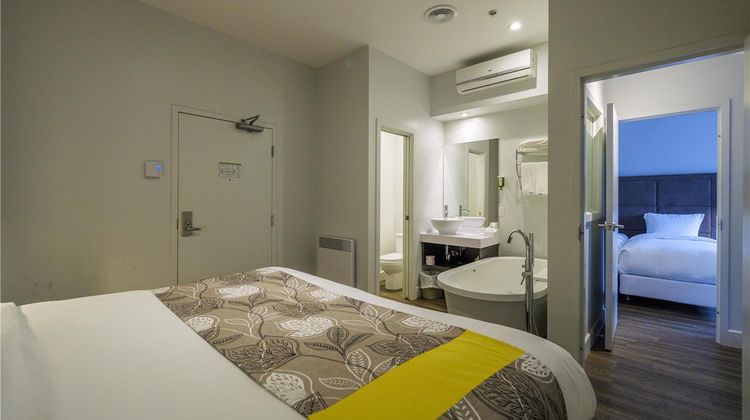Hotel Lac-Brome Room