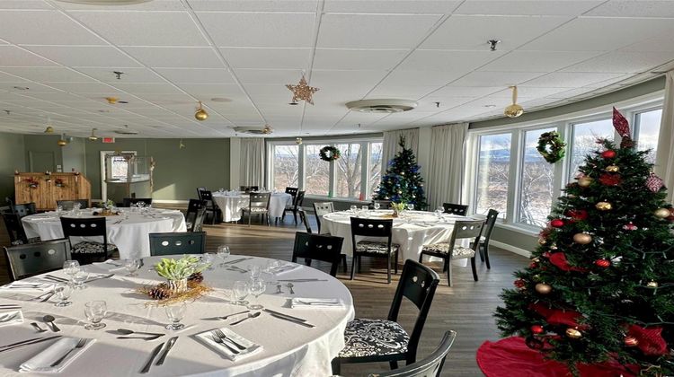 Hotel Lac-Brome Ballroom