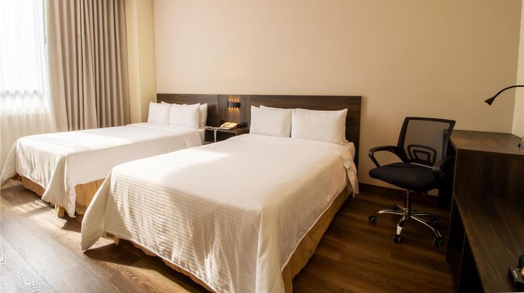 GHL Comfort Hotel San Diego Room
