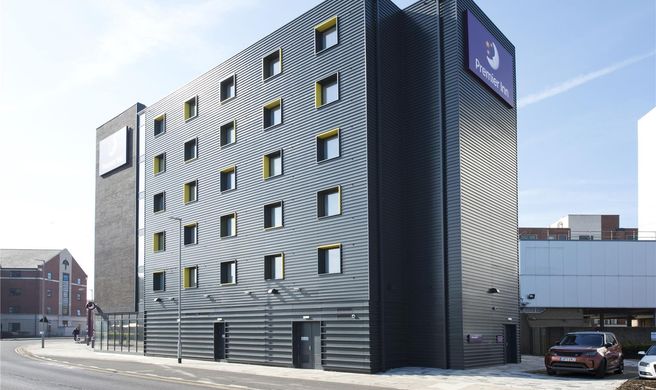 Premeir Inn Middlesbrough Town Centre Exterior