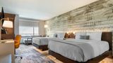 <b>DoubleTree by Hilton Charleston Room</b>. Images powered by <a href="https://iceportal.shijigroup.com/" title="IcePortal" target="_blank">IcePortal</a>.