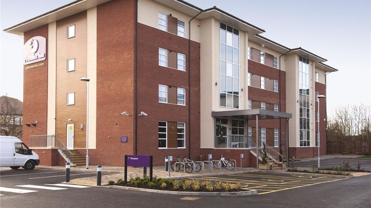 Premier Inn Burton On Trent Central Exterior