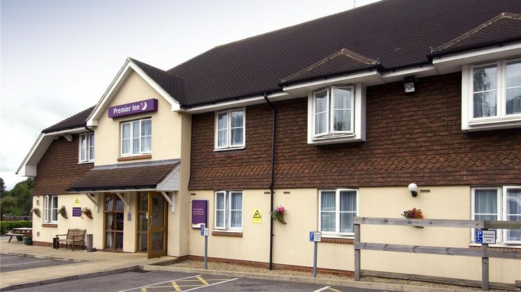 Premier Inn East Grinstead Exterior