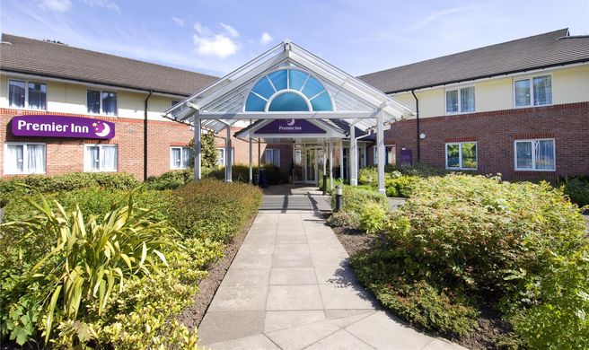 Premier Inn B'ham South (Hall Green) Exterior