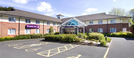 Premier Inn B'ham South (Hall Green) Exterior