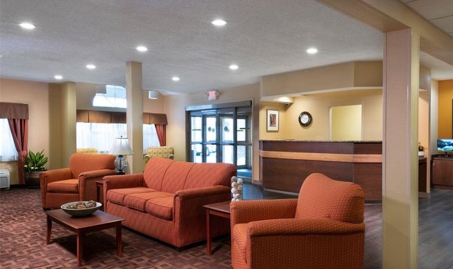 Sandstone Hollow Inn Lobby
