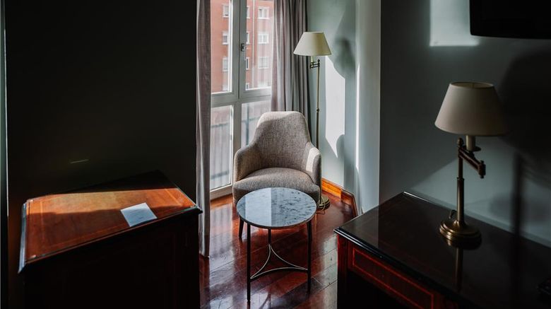 <b>Hotel Rice Reyes Catolicos Room</b>. Images powered by <a href="https://iceportal.shijigroup.com/" title="IcePortal" target="_blank">IcePortal</a>.