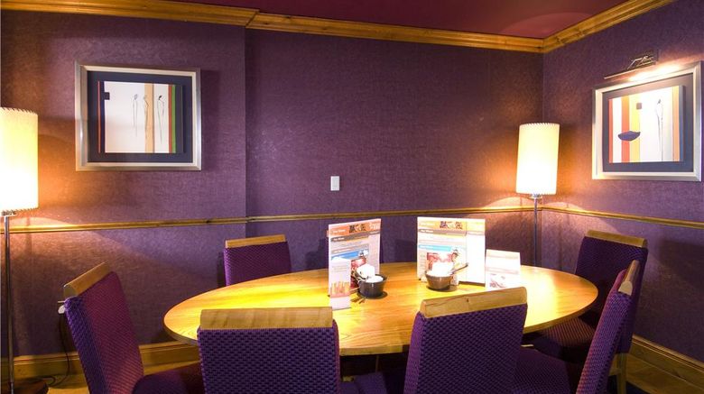<b>Premier Inn Doncaster Central Restaurant</b>. Images powered by <a href="https://iceportal.shijigroup.com/" title="IcePortal" target="_blank">IcePortal</a>.