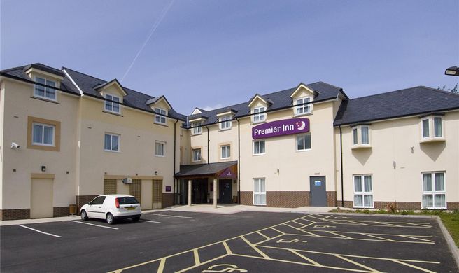 Premier Inn Newquay (Quintrell Downs) Exterior