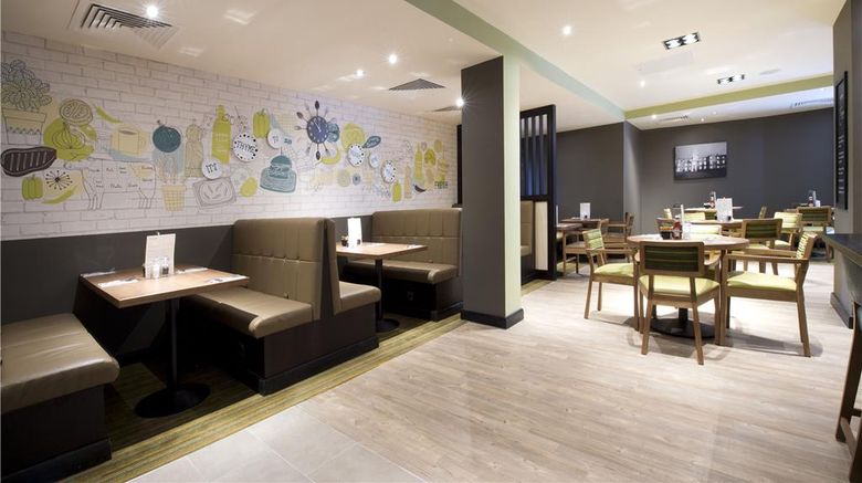 <b>Premier Inn London Tottenham Hale Restaurant</b>. Images powered by <a href="https://iceportal.shijigroup.com/" title="IcePortal" target="_blank">IcePortal</a>.