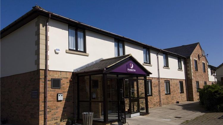 Premier Inn Silverstone Exterior