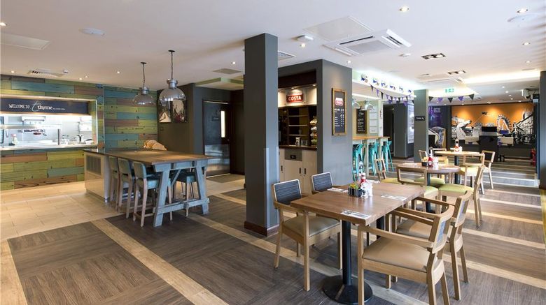 <b>Premier Inn Wadebridge Restaurant</b>. Images powered by <a href="https://iceportal.shijigroup.com/" title="IcePortal" target="_blank">IcePortal</a>.