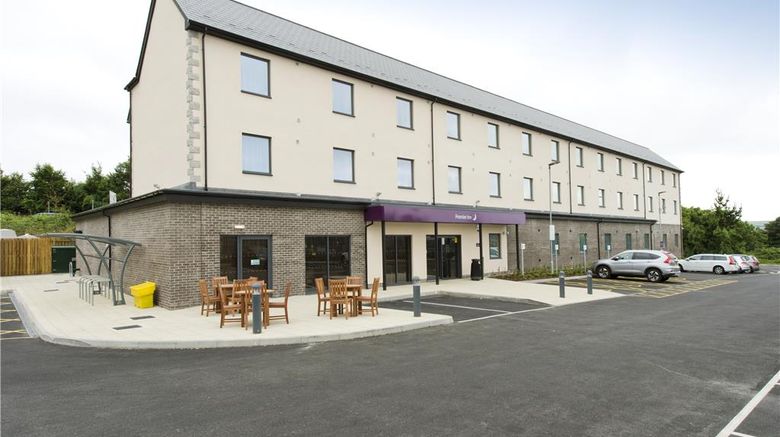 <b>Premier Inn Wadebridge Exterior</b>. Images powered by <a href="https://iceportal.shijigroup.com/" title="IcePortal" target="_blank">IcePortal</a>.