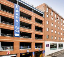 Premier Inn Luton Town Centre Exterior