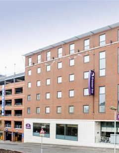 Premier Inn Luton Town Centre