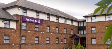 Premier Inn Livingston (M8/J3) Exterior