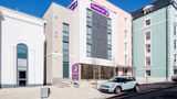 <b>Premier Inn Tenby Town Centre Exterior</b>. Images powered by <a href="https://iceportal.shijigroup.com/" title="IcePortal" target="_blank">IcePortal</a>.
