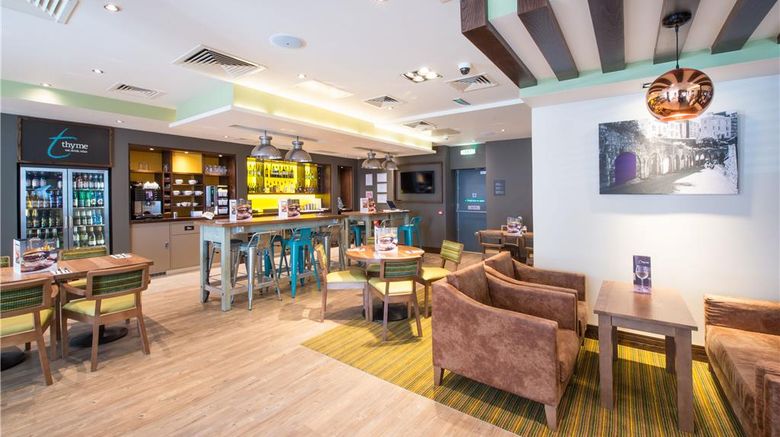 <b>Premier Inn Tenby Town Centre Restaurant</b>. Images powered by <a href="https://iceportal.shijigroup.com/" title="IcePortal" target="_blank">IcePortal</a>.