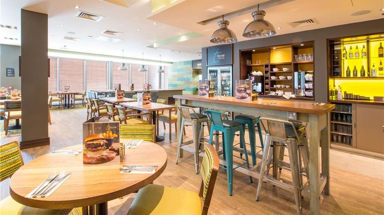 <b>Premier Inn Tenby Town Centre Restaurant</b>. Images powered by <a href="https://iceportal.shijigroup.com/" title="IcePortal" target="_blank">IcePortal</a>.