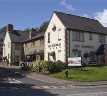 Premier Inn Glasgow (Bearsden) Exterior